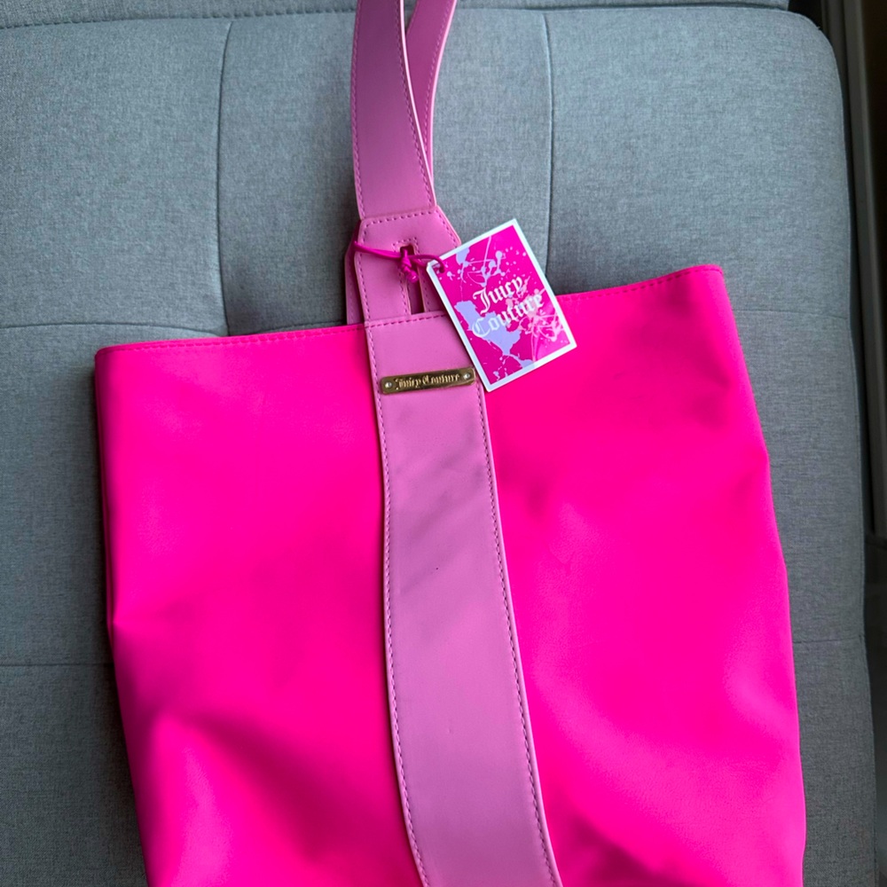 💕Juicy Couture Hot Pink arm sling bag